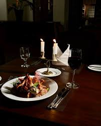 Avond in warme brasseriesfeer